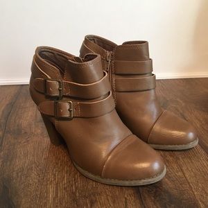 LC Lauren Conrad Brown/Tan Ankle Booties